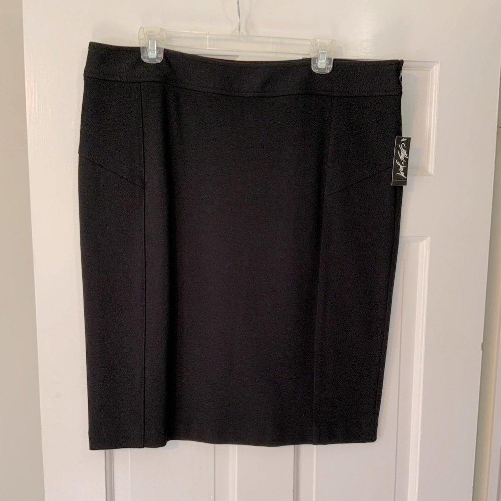 Lord Taylor, size 16, black skirt